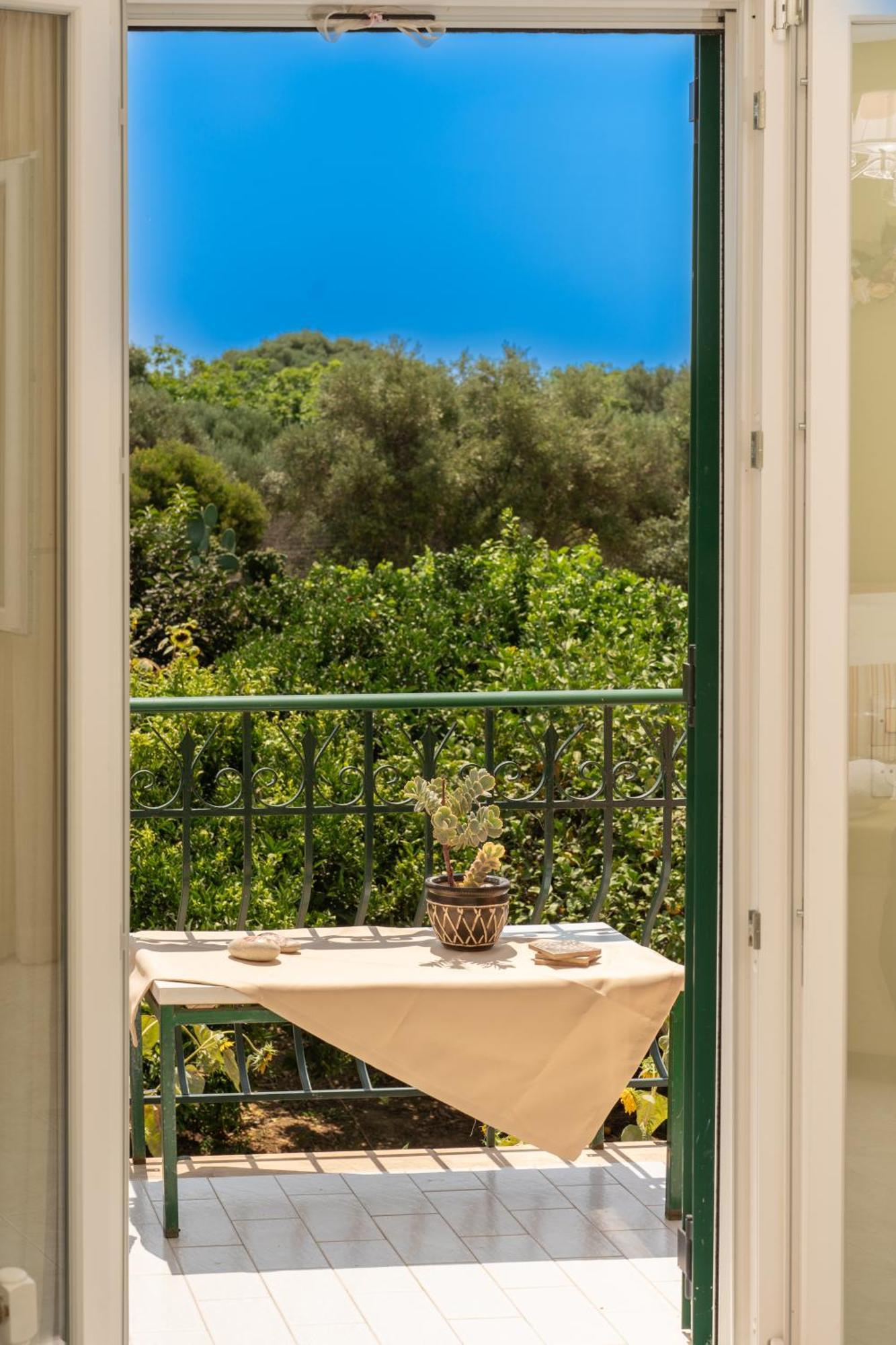 Ariadni Sea View Apartment Minia Екстериор снимка