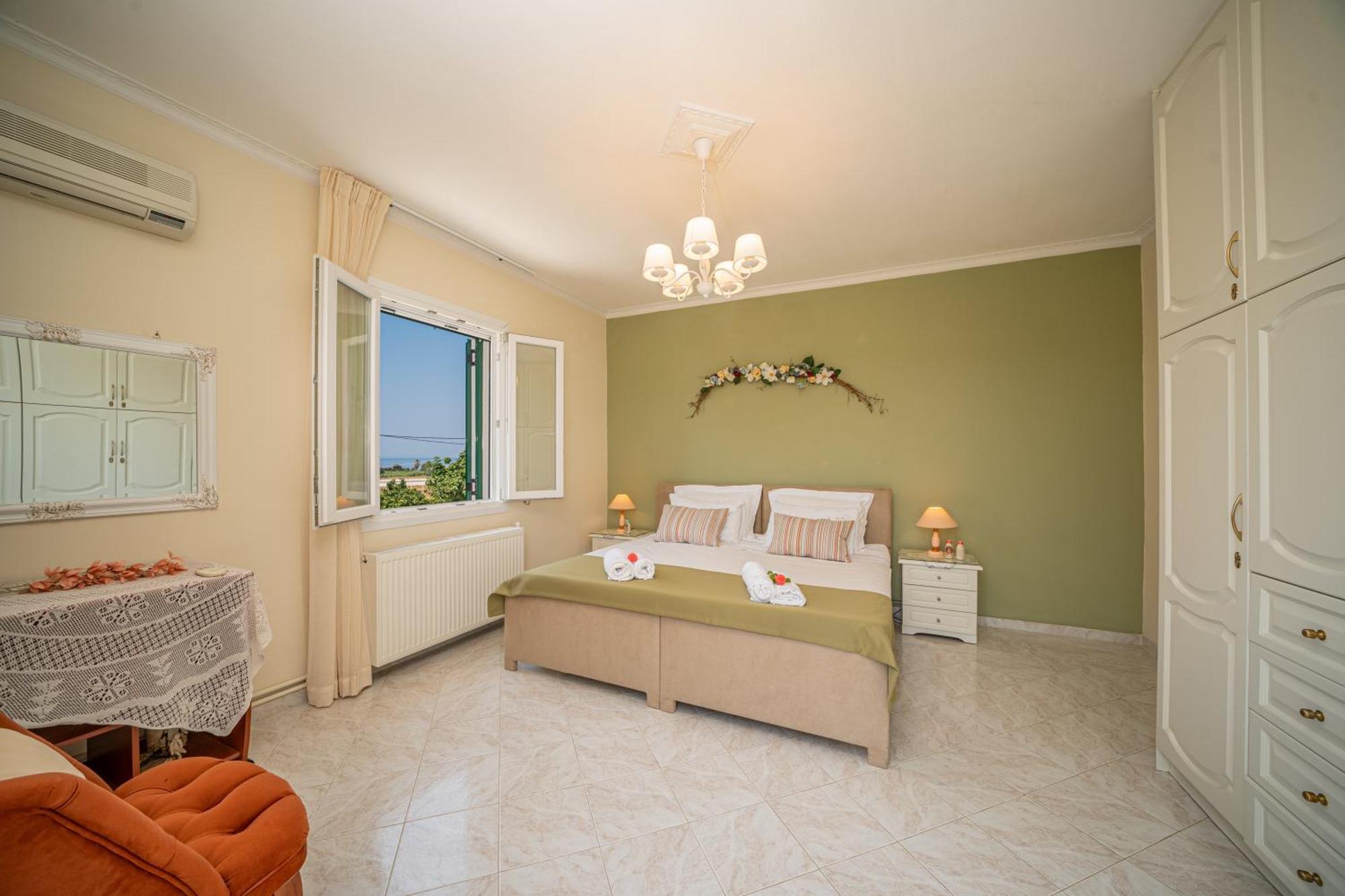 Ariadni Sea View Apartment Minia Екстериор снимка