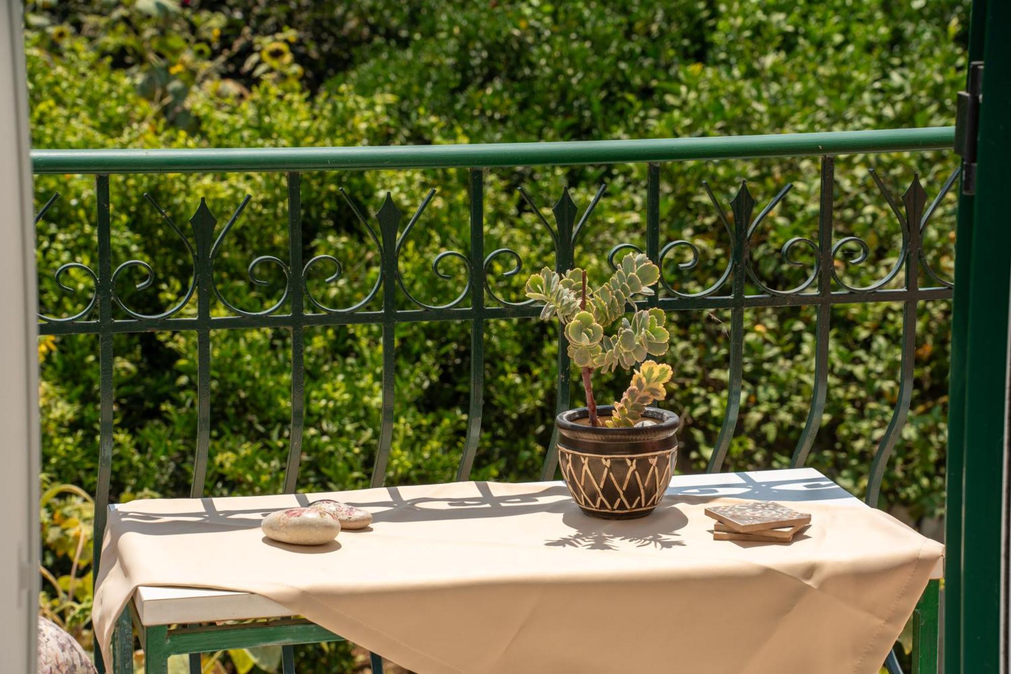 Ariadni Sea View Apartment Minia Екстериор снимка