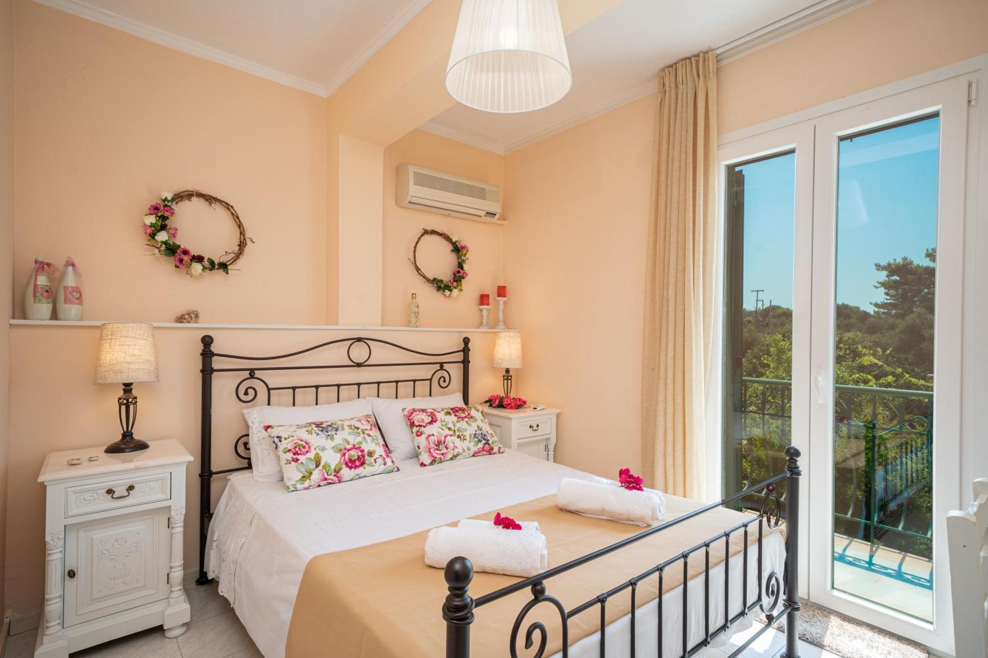 Ariadni Sea View Apartment Minia Екстериор снимка